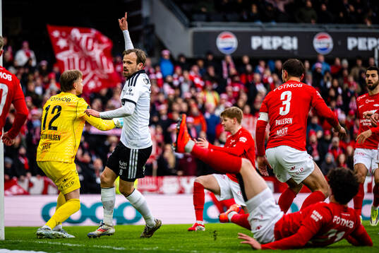 Iver Fossum of Rosenborg celebrates