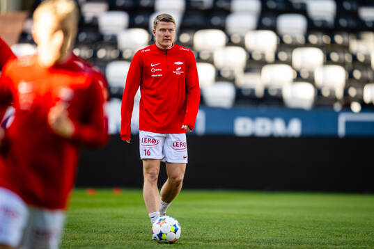 Kristian Eriksen of Brann warms up