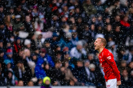 Jon Dagur Thorsteinsson of Brann celebrates