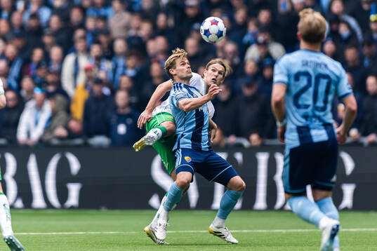 Hammarbys Markus Karlsson och Djurgårdens Hampus Finndell