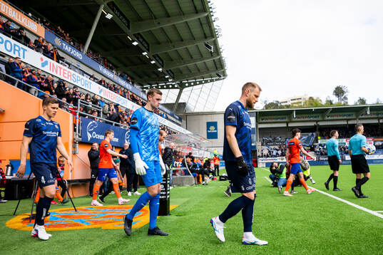 Juius Mar Juliusson, goalkeeper Adrian Sæther and Dan