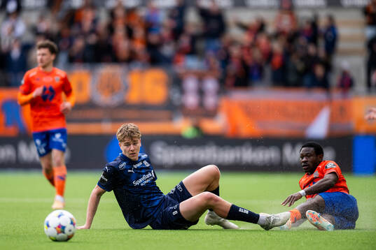Sander Kilen of Kristiansund and Uba Charles of Aalesund