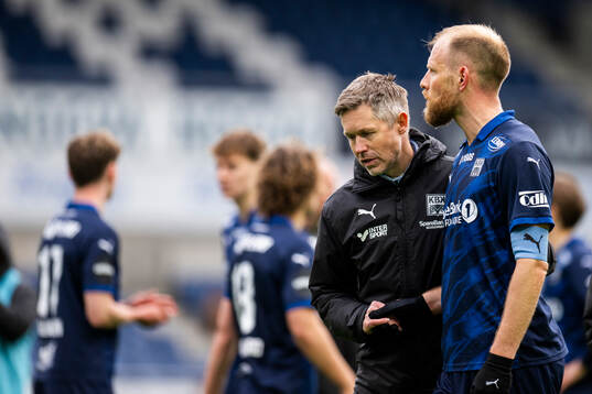 Head coach Amund Skiri and Dan Peter Ulvestad of