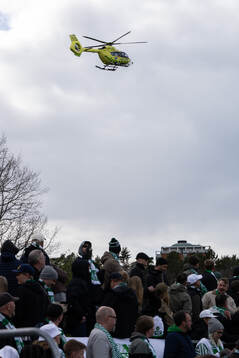 En ambulanshelikopter