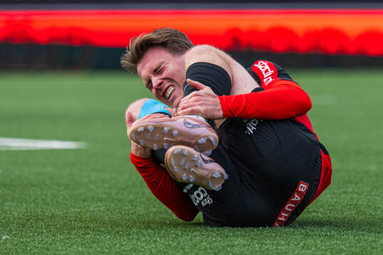 Brommapojkarnas Kaare Brøckner Barslund har ont