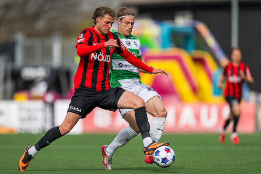 Brommapojkarnas Lukas Björklund och Västerås Herman