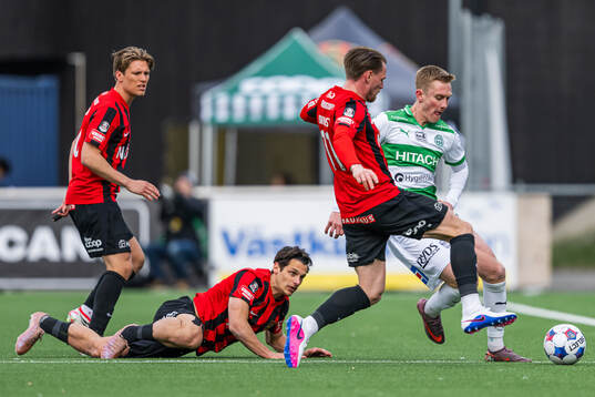 Brommapojkarnas Rasmus Örqvist och Västerås Karl