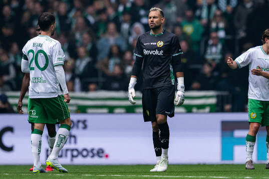 Hammarbys målvakt Warner Hahn deppar