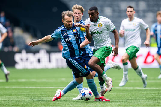 Djurgårdens Jacob Une och Hammarbys Paulos Abraham