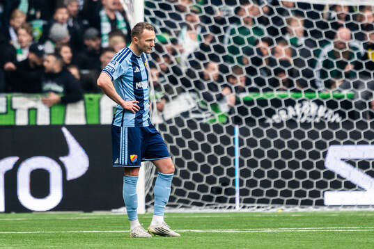 Djurgårdens Piotr Johansson deppar