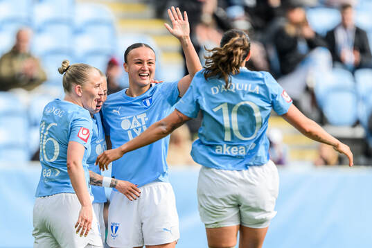 Malmö FFs Amy Sayer jublar