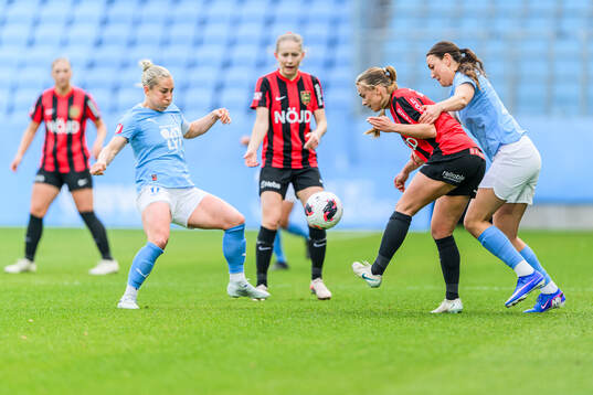 Malmö FFs Mia Persson och Alexia Mitkovska