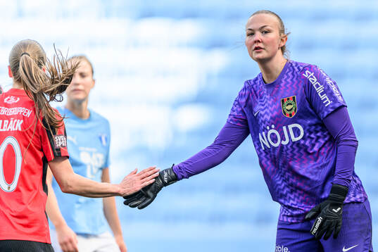 Brommapojkarnas målvakt Clara Ekstrand