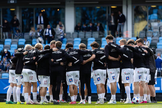 GAIS spelare och ledare samlade
