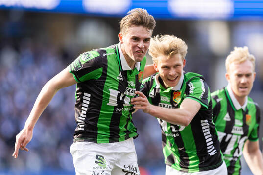 GAIS Max Andersson och Rasmus Niklasson Petrovic jublar