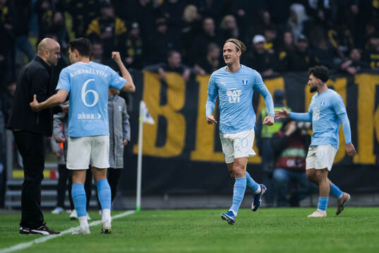 Malmö FFs Erik Botheim jublar
