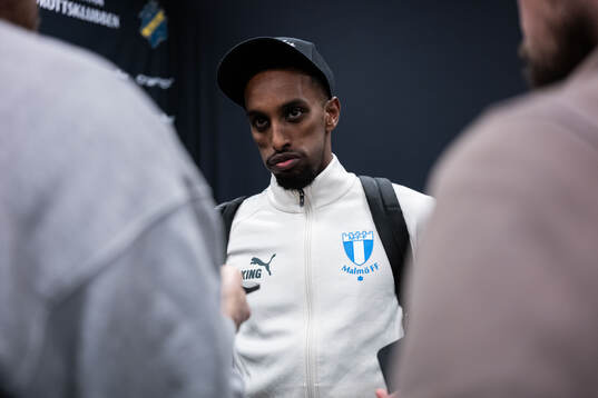 Malmö FFs Taha Ali i mixade zonen