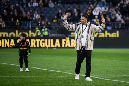 Nabil bahoui tackas av i halvtid