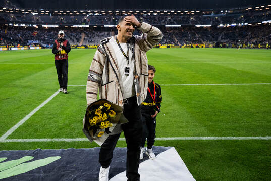 Nabil Bahoui tackas av i halvtid