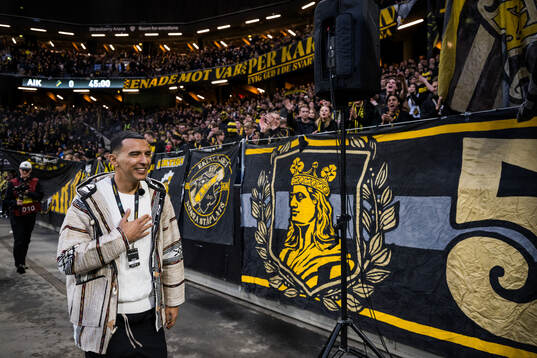 Nabil Bahoui tackas av i halvtid