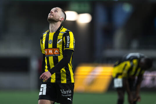 Häckens Adam Lundkvist deppar