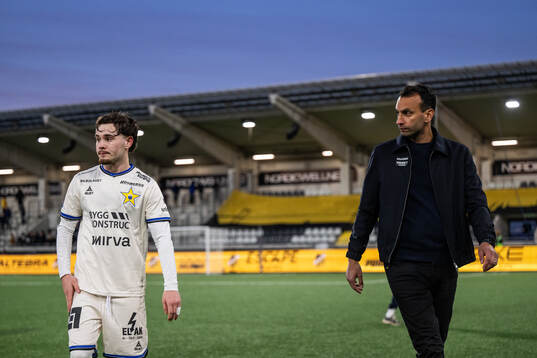Sirius Neo Jönsson och tränare Andreas Engelmark