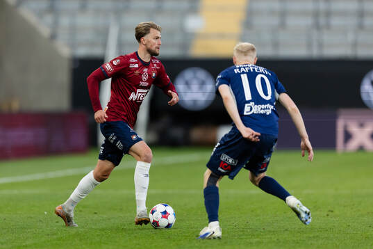 Örgrytes William Hofvander och Degerfors Marcus Rafferty