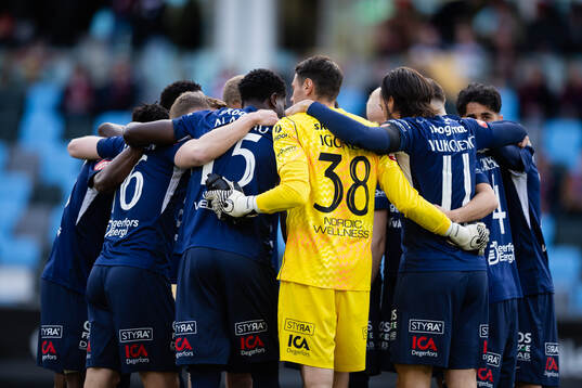 Degerfors spelare samlade