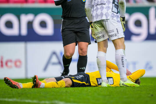Elfsborgs Simon Hedlund har ont
