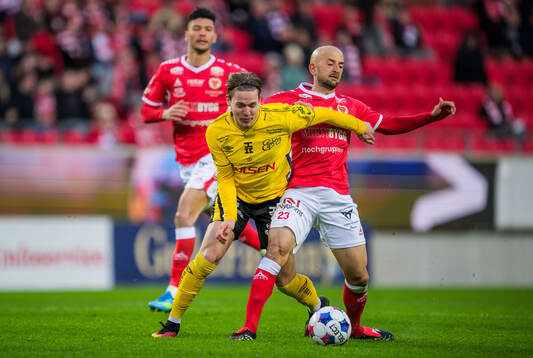 Elfsborgs Taylor Silverholt och Kalmars Robert Gojani
