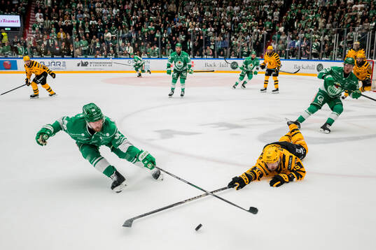 Rögles Filip Johansson och Skellefteås Lars Bryggman