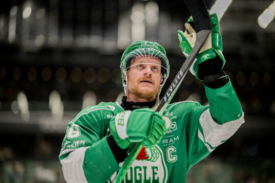 Rögles Anton Bengtsson jublar