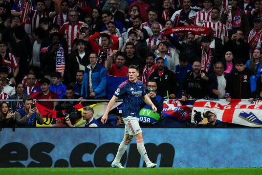 Viktor Gyökeres of Arsenal celebrates