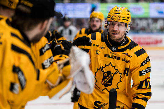 Skellefteås Pär Lindholm jublar