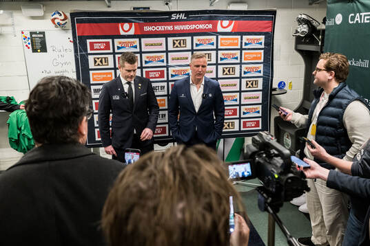 Skellefteås huvudtränare Daniel Hermansson och Rögles