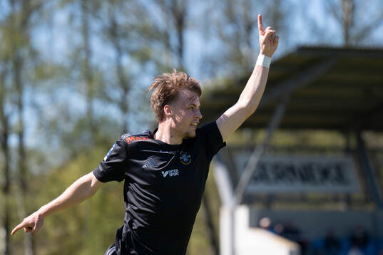Ängelholms Vilgot Carlsson jublar
