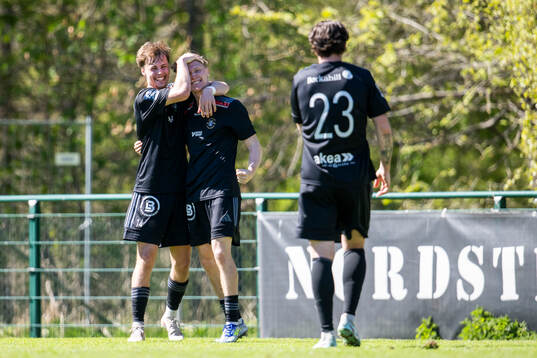 Ängelholms Vilgot Carlsson och Anton Nilsson jublar