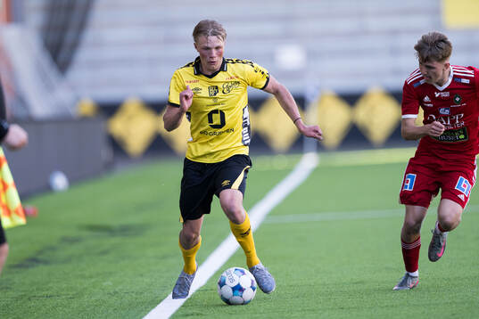 Elfsborgs Konrad Folkesson och Skövde AIKs Isac Persson