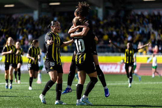 Felicia Schröder, Anna Anvegård and Nesrin Akgun of