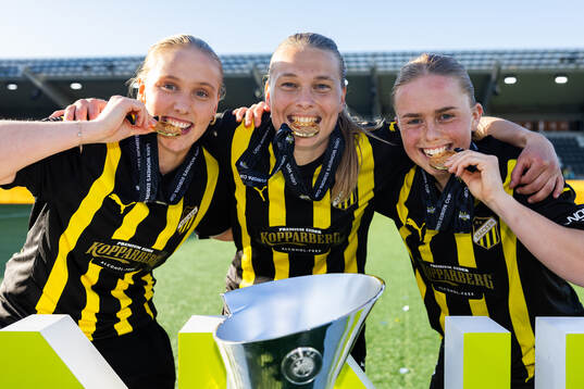 Johanna Fossdalsa, Stine Sandbech and Pernille Sanvig of