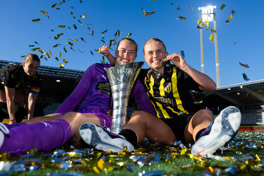 Goalkeeper Fanney Inga Birkisdottir and Pernille Sanvig of
