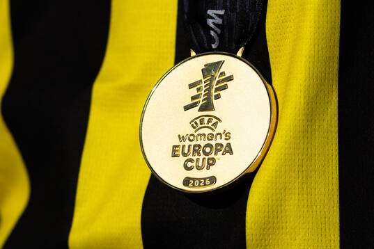 A player of Häcken with the goal medal