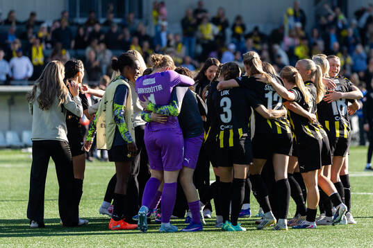 Players of Häcken celebrate