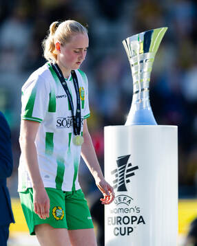 Emilie Bragstad of Hammarby looks dejected
