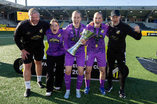 Christoffer Källqvist, goalkeeper Disa Hellwig, goalkeeper