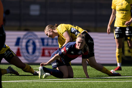 Elfsborgs Ellen Nilsson och Linköpings Emma Viklund