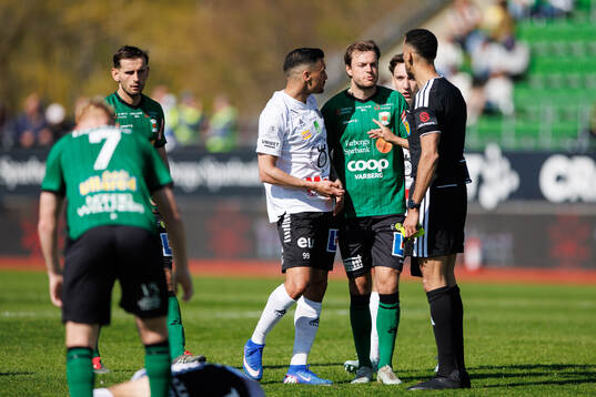 Örebros Ahmed Yasin, Varbergs Albin Winbo och domare