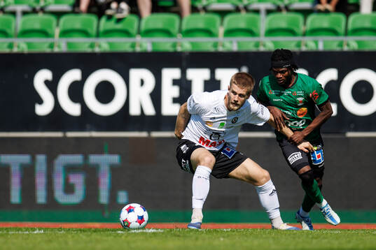 Örebros Hampus Söderström och Varbergs Severin Nioule