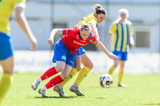 Helsingborgs Anna Thrane Ruud Hansen och Eskilsminnes Thea