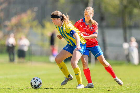 Eskilsminnes Louise Hayden och Helsingborgs Alice Claesson